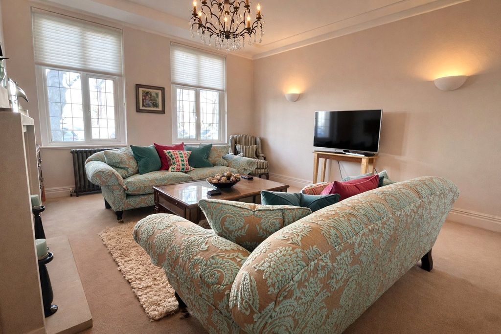 Property photo 2 of 24 Picture No. 31