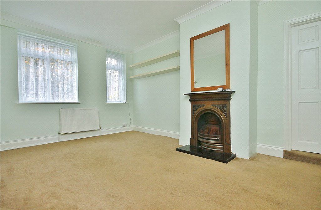 Property photo 2 of 9 Living Room