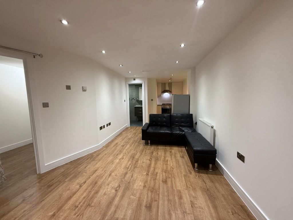 Property photo 1 of 4
