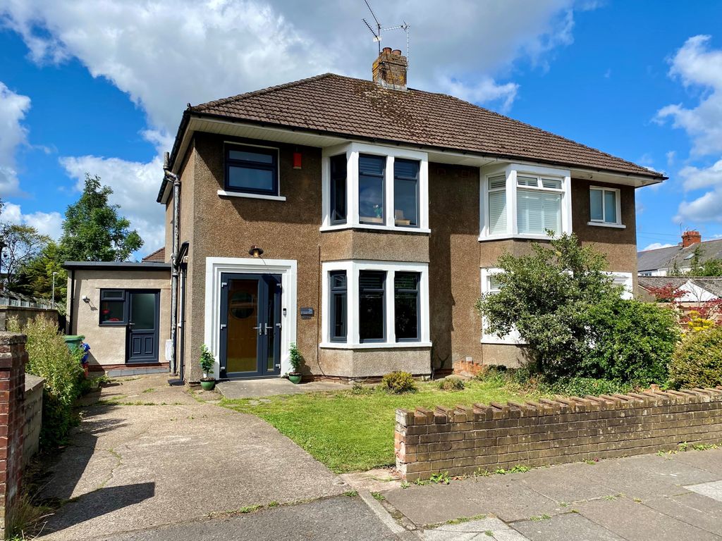 Property photo 1 of 31