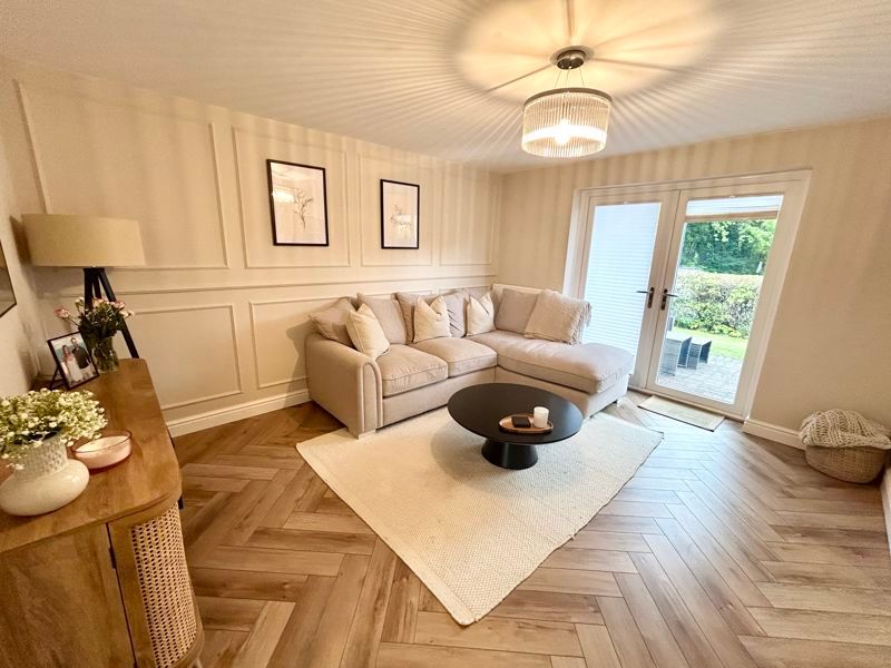 Property photo 2 of 11 Photo 2