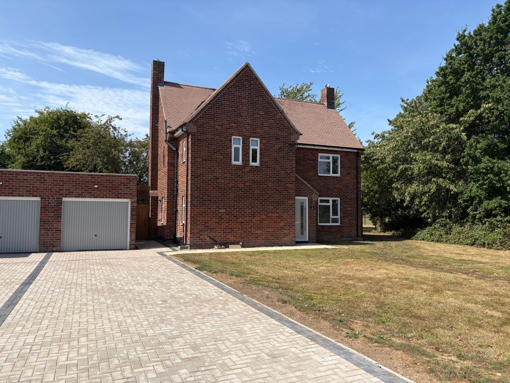 Property photo 1 of 17 Image