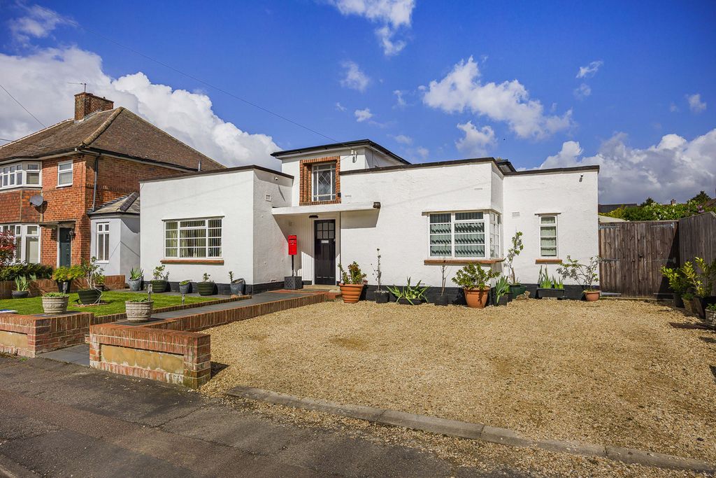 Property photo 1 of 22