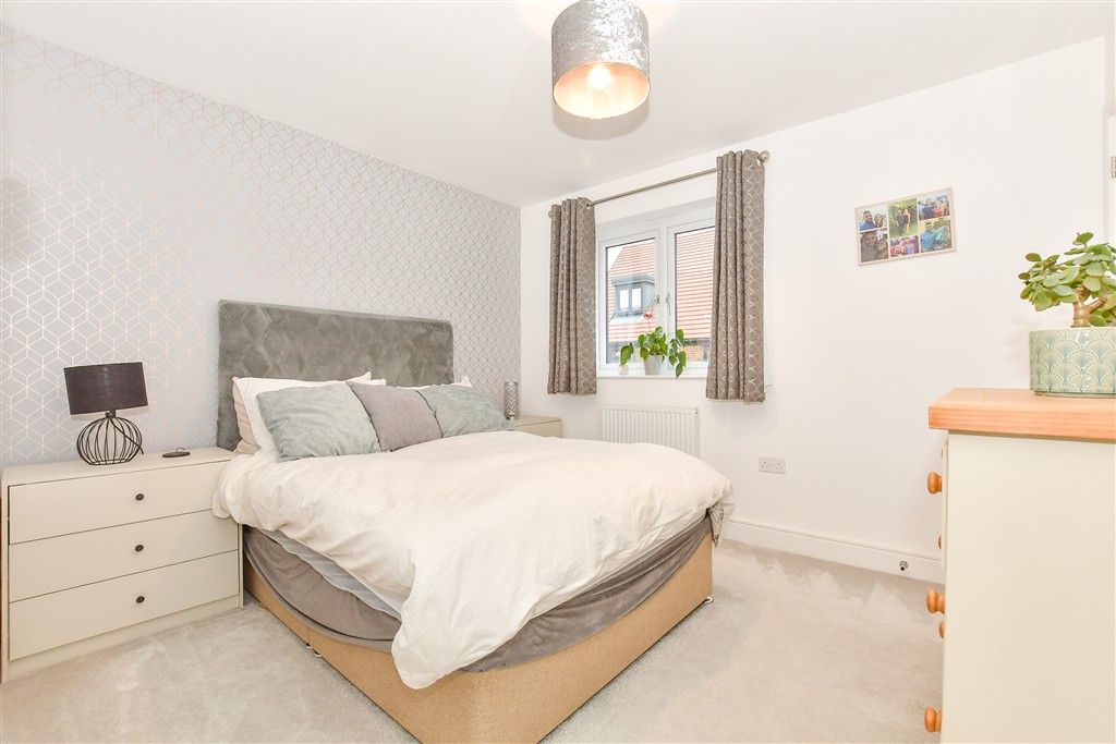 Property photo 1 of 9 Bedroom 1