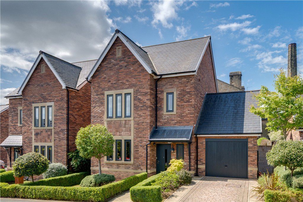 Property photo 1 of 18 Front