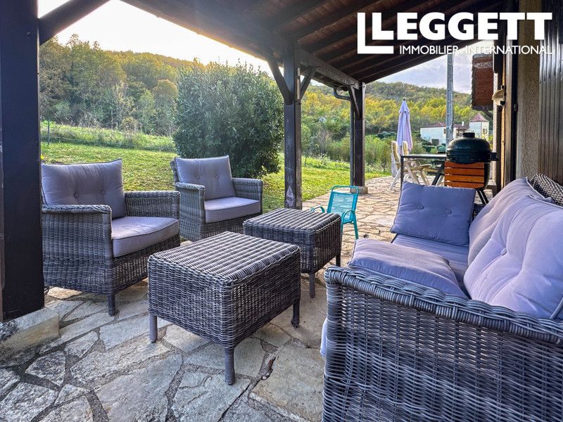 Property photo 3 of 10