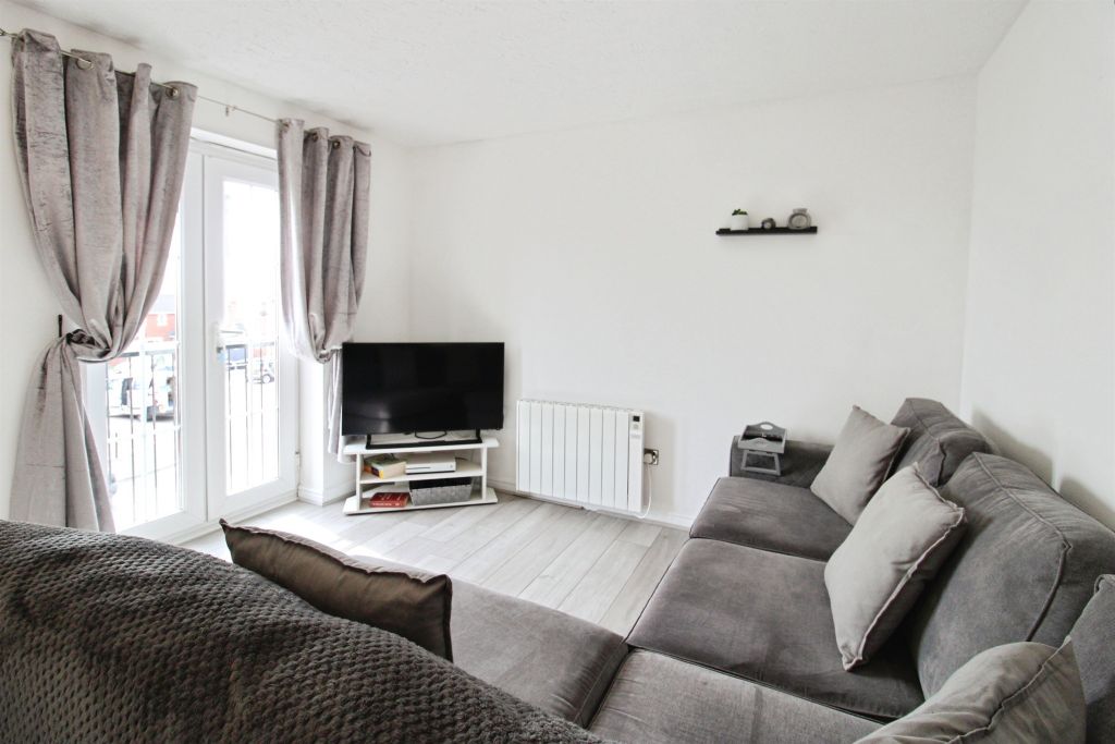 Property photo 3 of 14