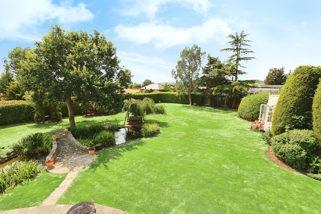 Property photo 3 of 36 Picture No. 43