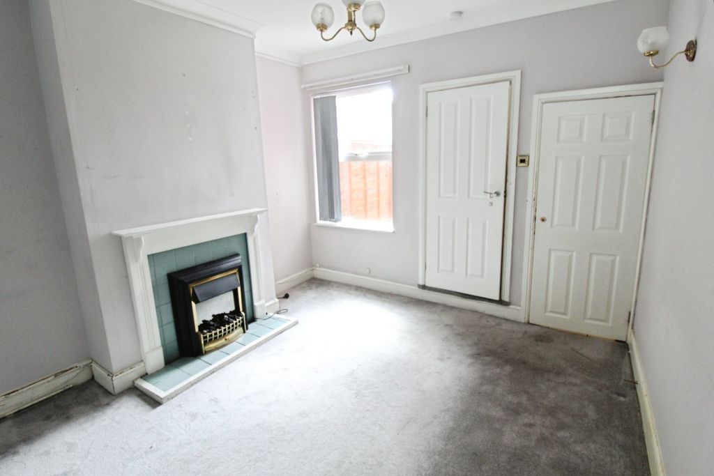 Property photo 3 of 9 Picture No. 04