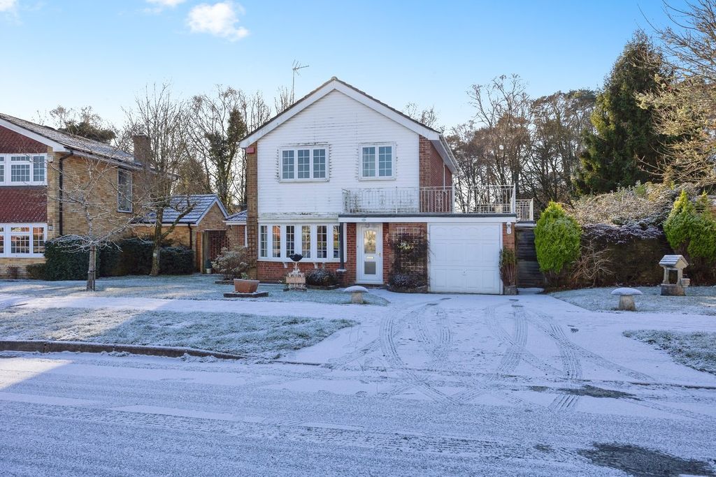 Property photo 1 of 18