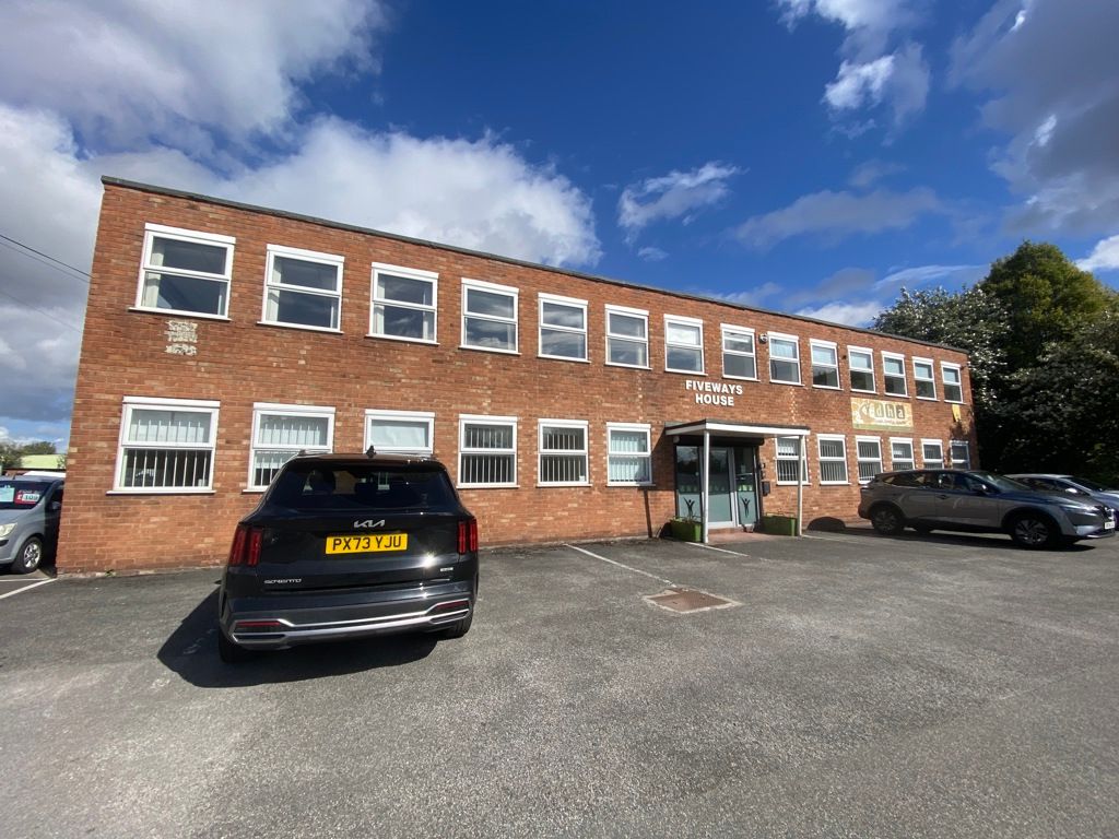 Property photo 1 of 13 Photo 21