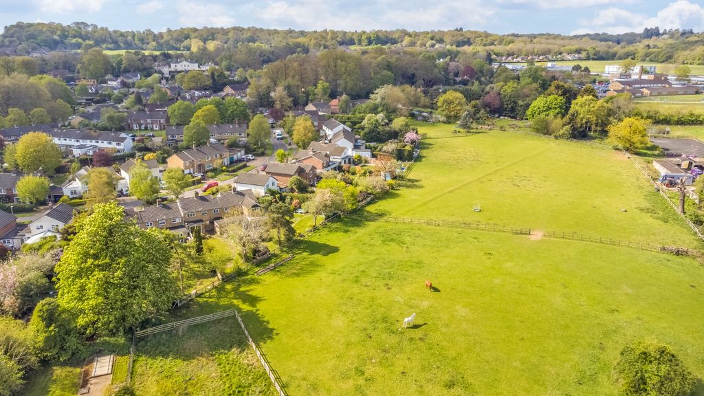 Property photo 3 of 22 5069074