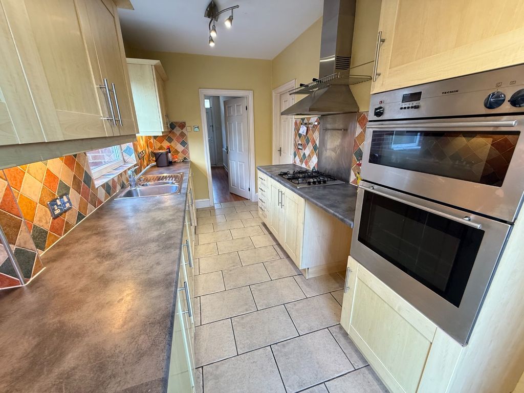Property photo 2 of 14 5278634