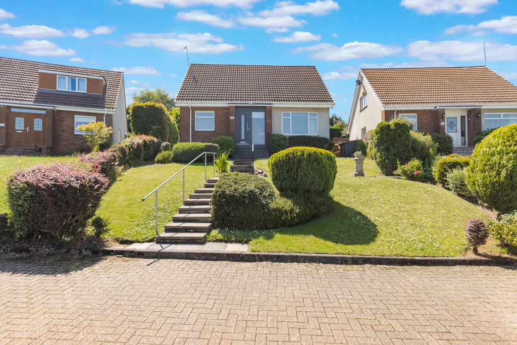Property photo 1 of 44