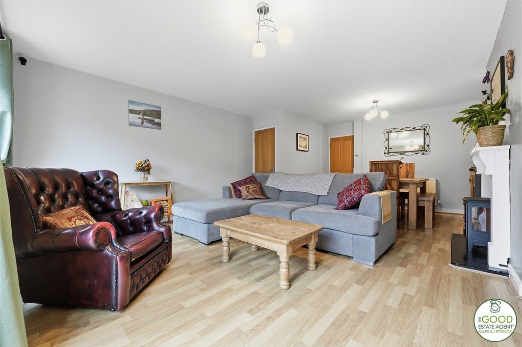 Property photo 3 of 22