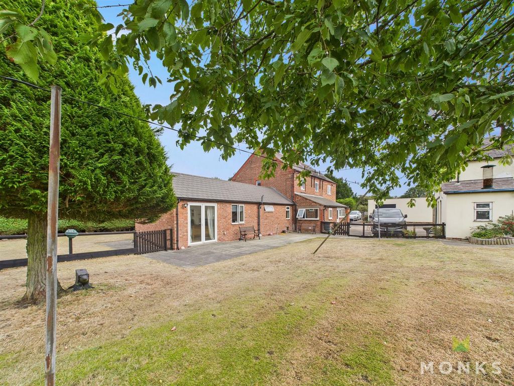 Property photo 1 of 46 Cam01520G0-Pr0259-Still027.Jpg