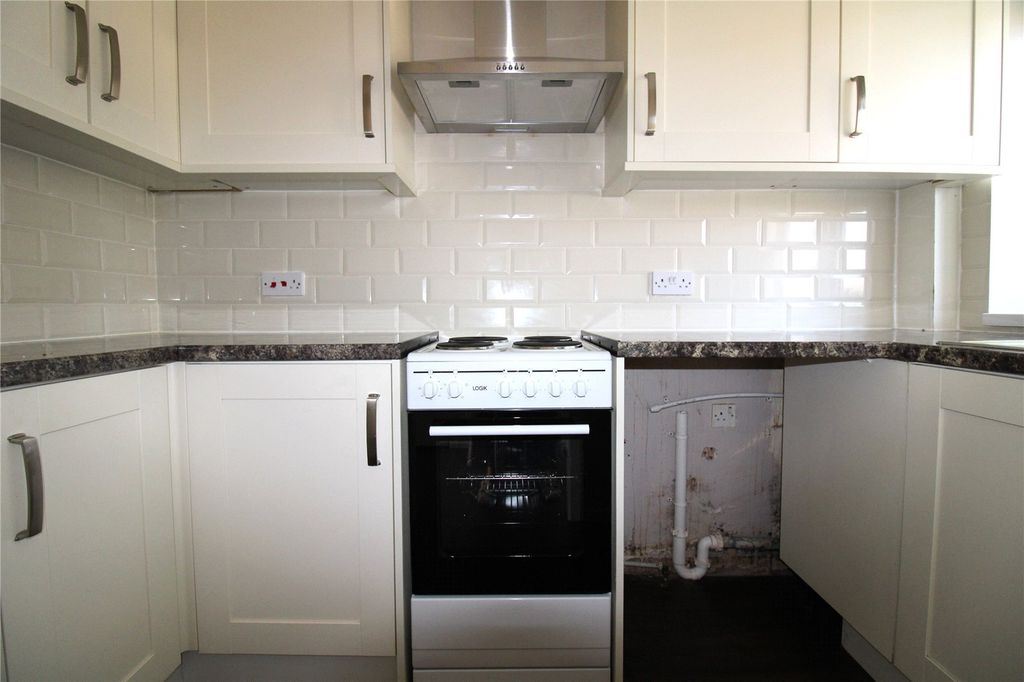 Property photo 3 of 10 Picture No. 04