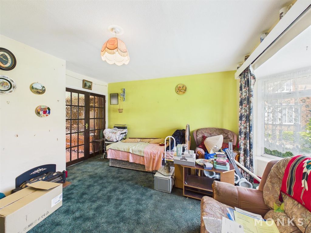 Property photo 3 of 19 Cam05160G0-Pr0093-Still003.Jpg