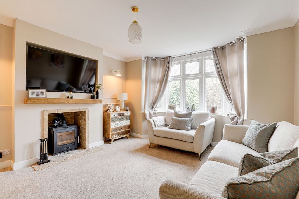 Property photo 2 of 30