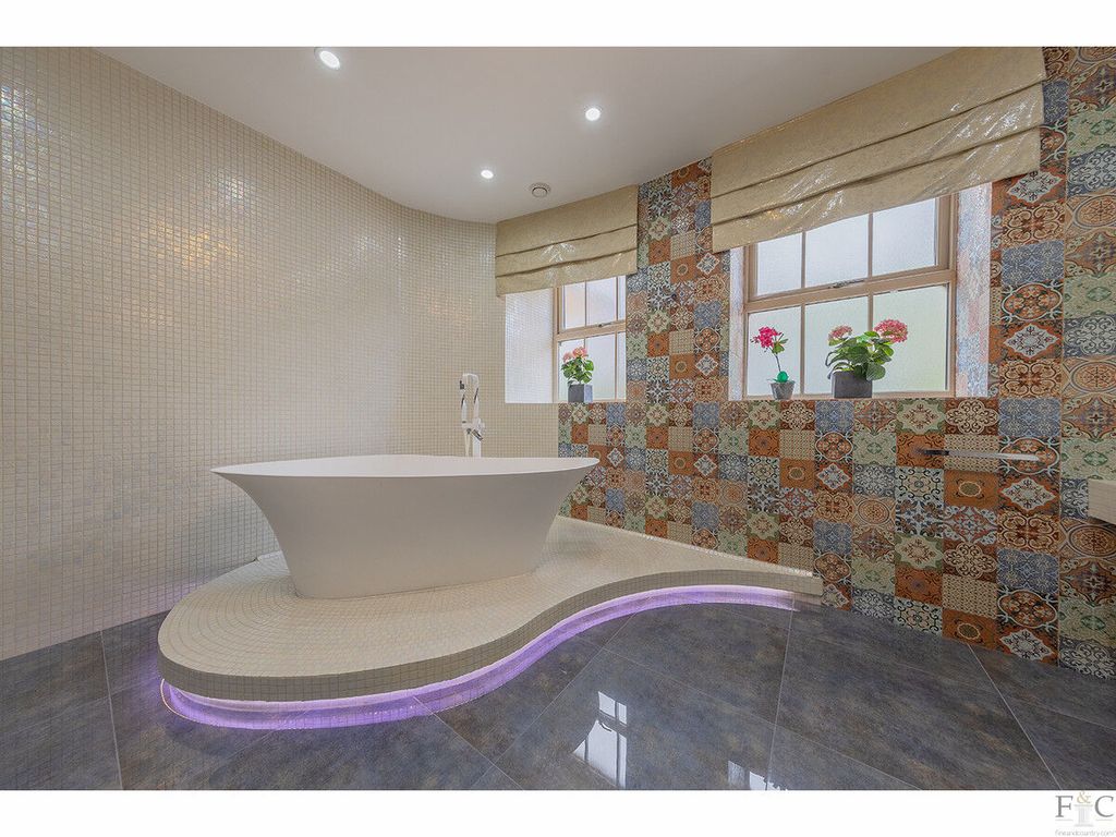 Additional image 27 of 8 bed detached house for sale8 Blackthorn Lane, Oadby LE2