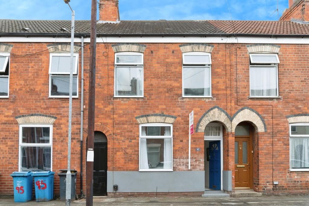 Property photo 1 of 17