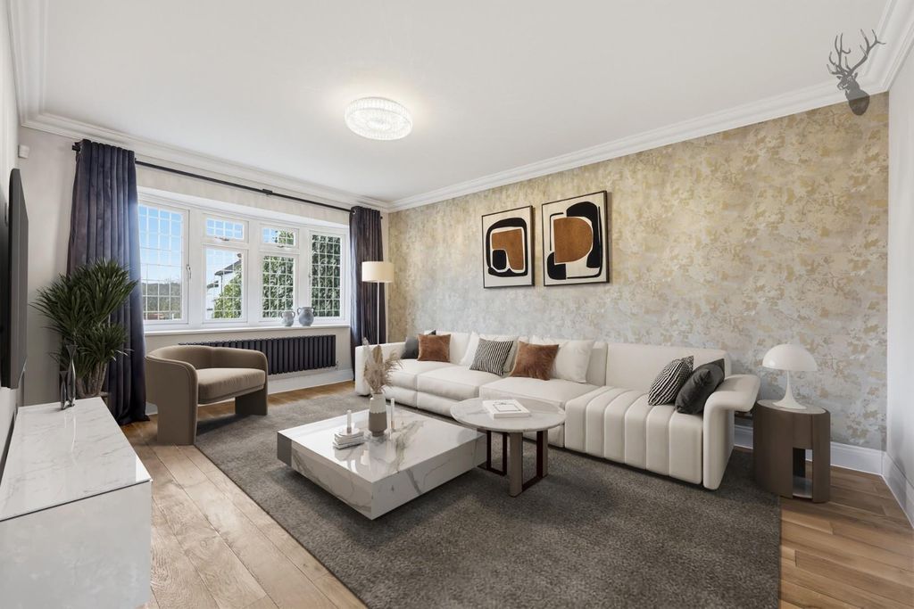 Property photo 2 of 21