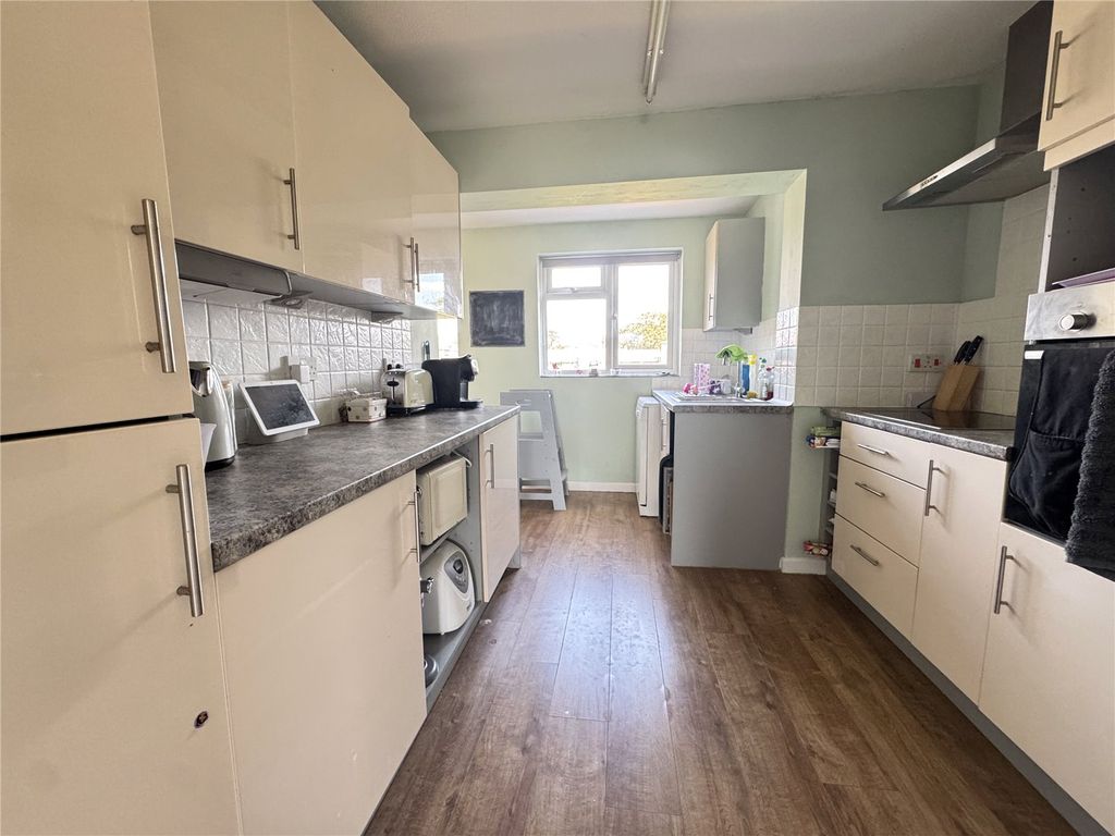 Property photo 3 of 14 Picture No. 09