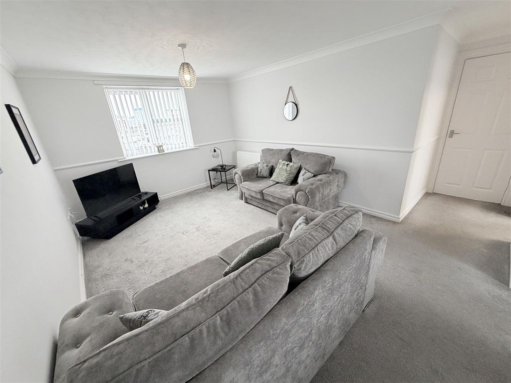 Additional image 5 of 2 bed property to rentNavigation Point, Middleton Road, Hartlepool TS24