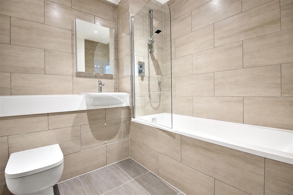Property photo 2 of 6 5d814Cdd-c051-4E2B-83ba-Db41452c6Aeb.Png
