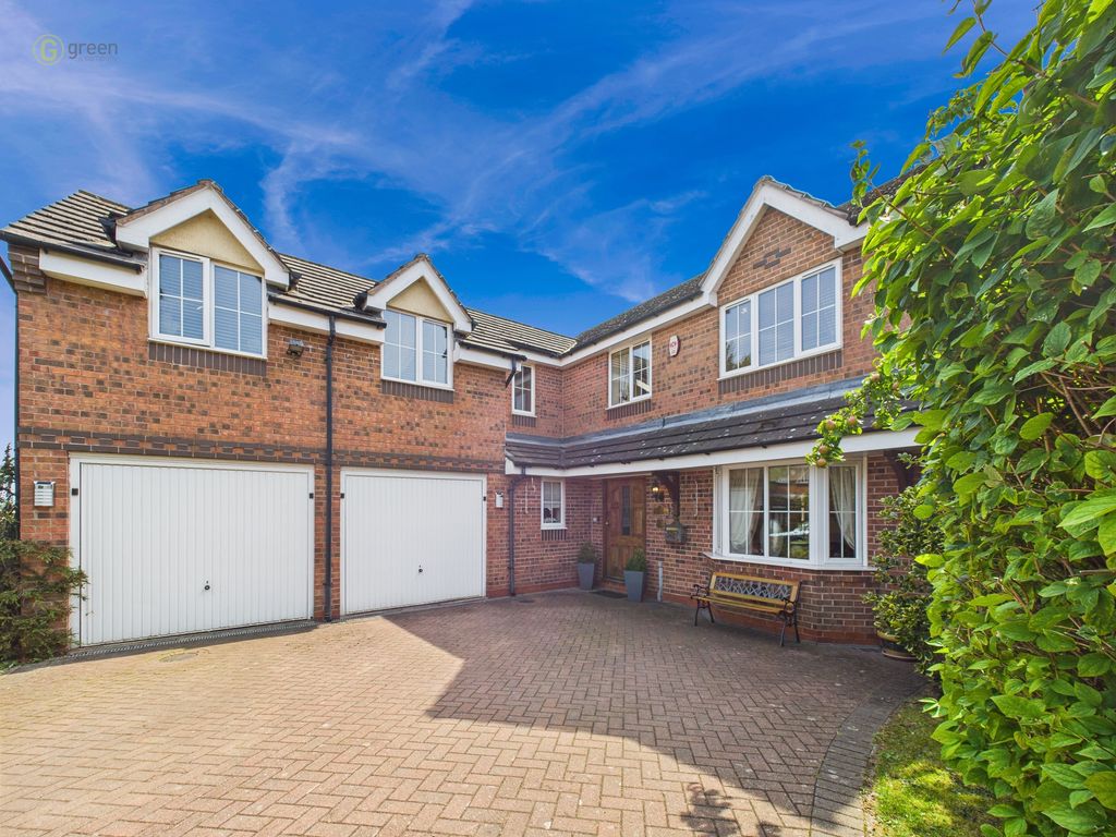 Property photo 1 of 38