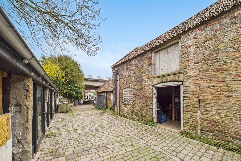 Property photo 1 of 21 Barn 2A @ Bridge Farm, Bell Hill Stapleton, Bristo
