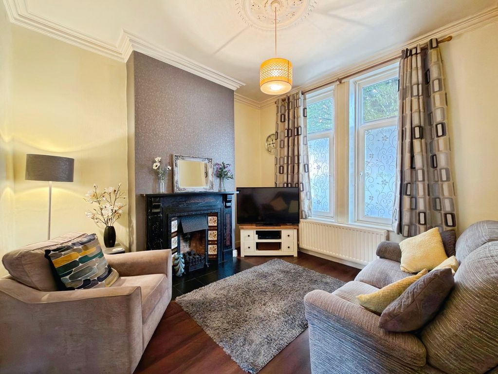 Property photo 2 of 19
