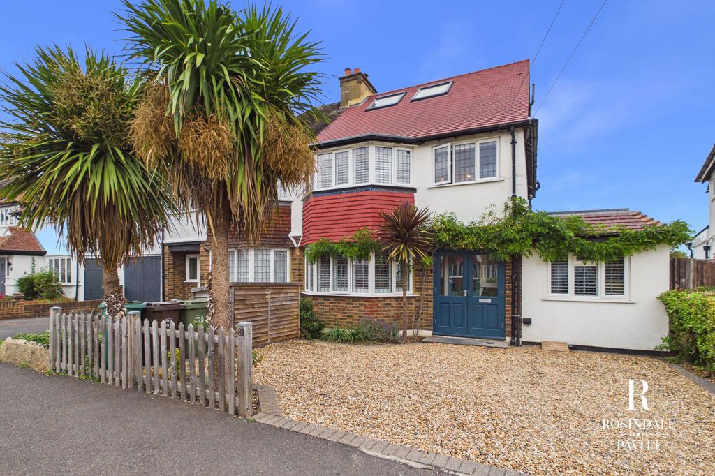 Property photo 1 of 36