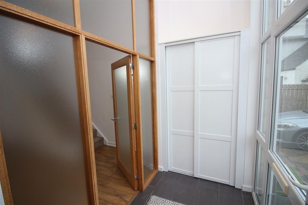 Additional image 8 of 5 bed detached house for saleMillhouse Road, Millhouse Gate, Inverkip PA16