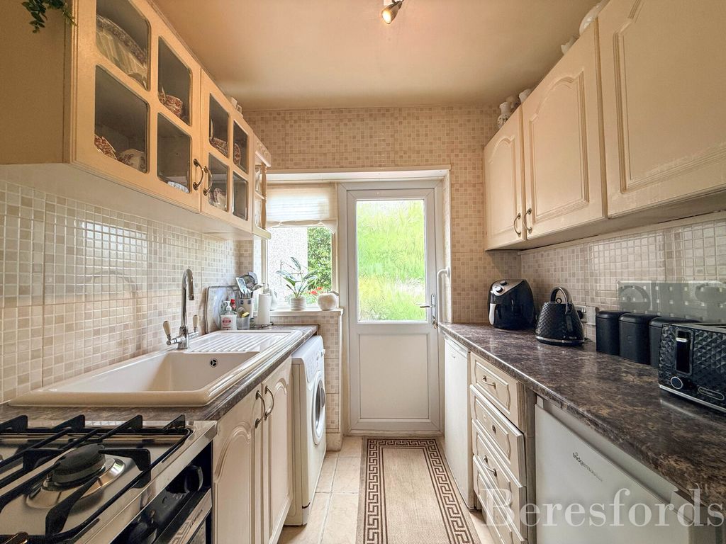 Property photo 3 of 15 Picture No. 04
