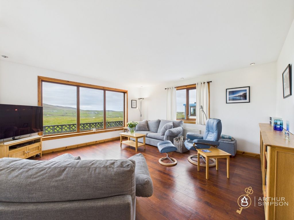 Property photo 2 of 35 4293022