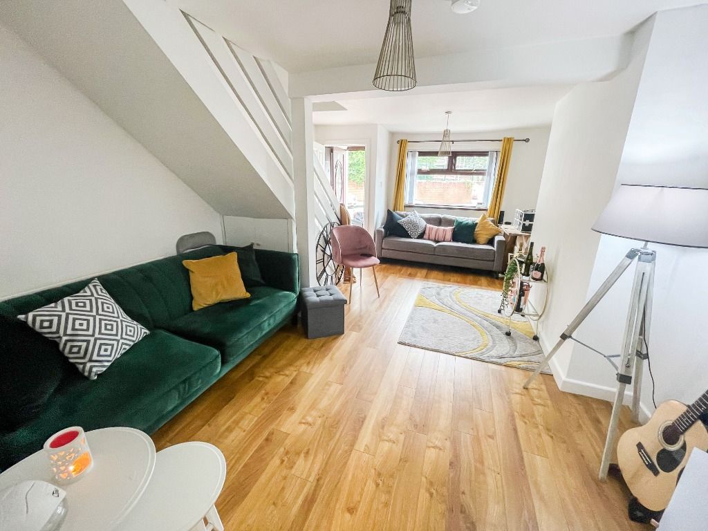 Property photo 3 of 8