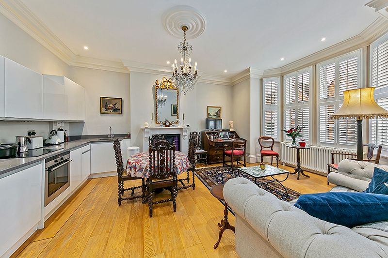 Property photo 2 of 8