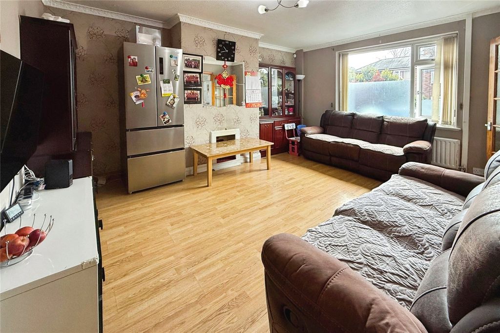 Property photo 3 of 12 Picture No. 05