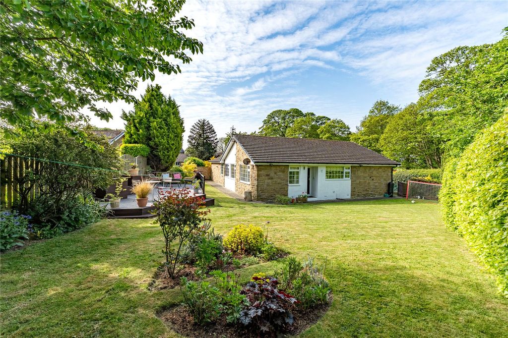 Property photo 2 of 22 Rear Garden