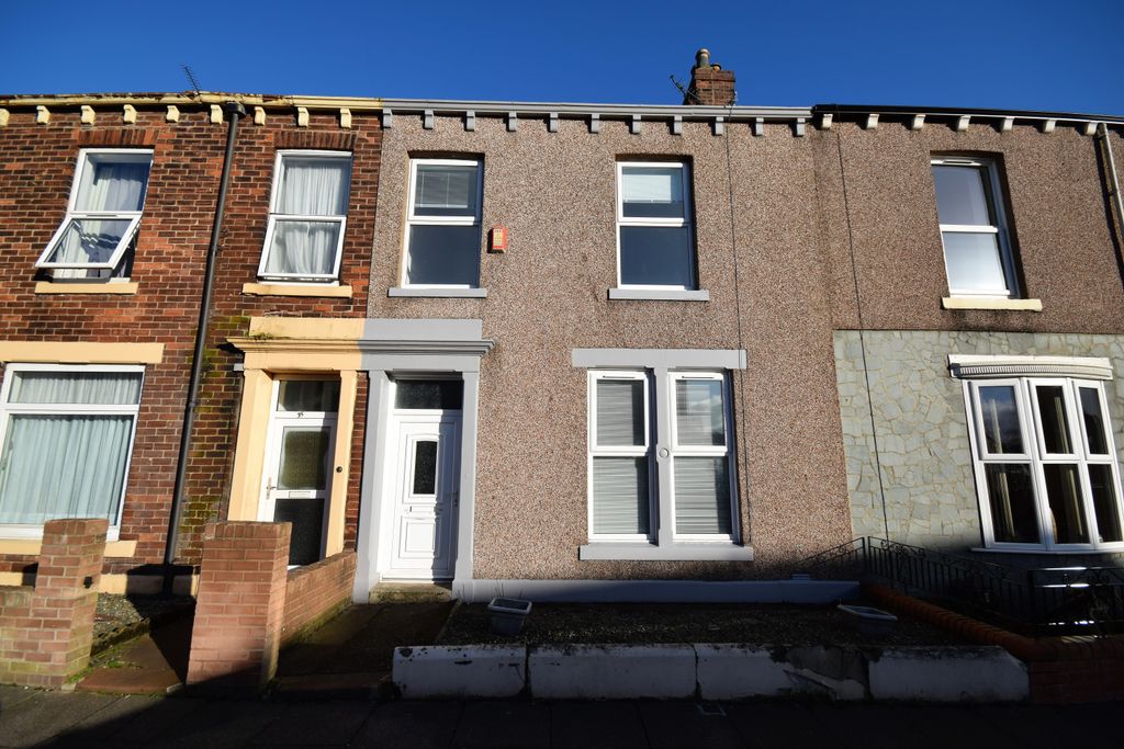 Property photo 1 of 12 3 Bedroom House For Rent
