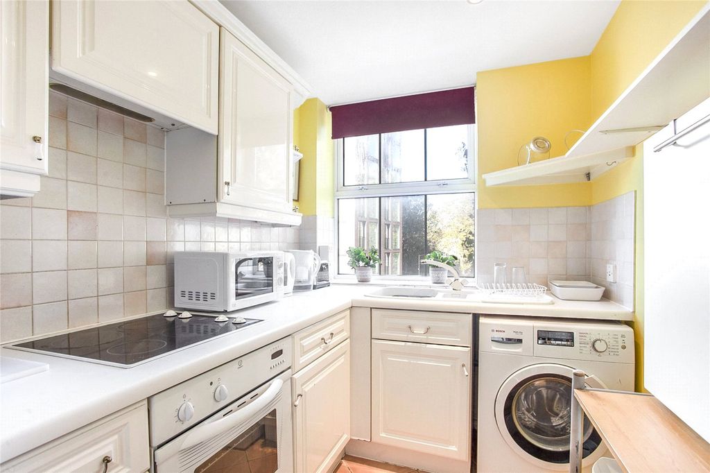 Property photo 3 of 16 Picture No. 04