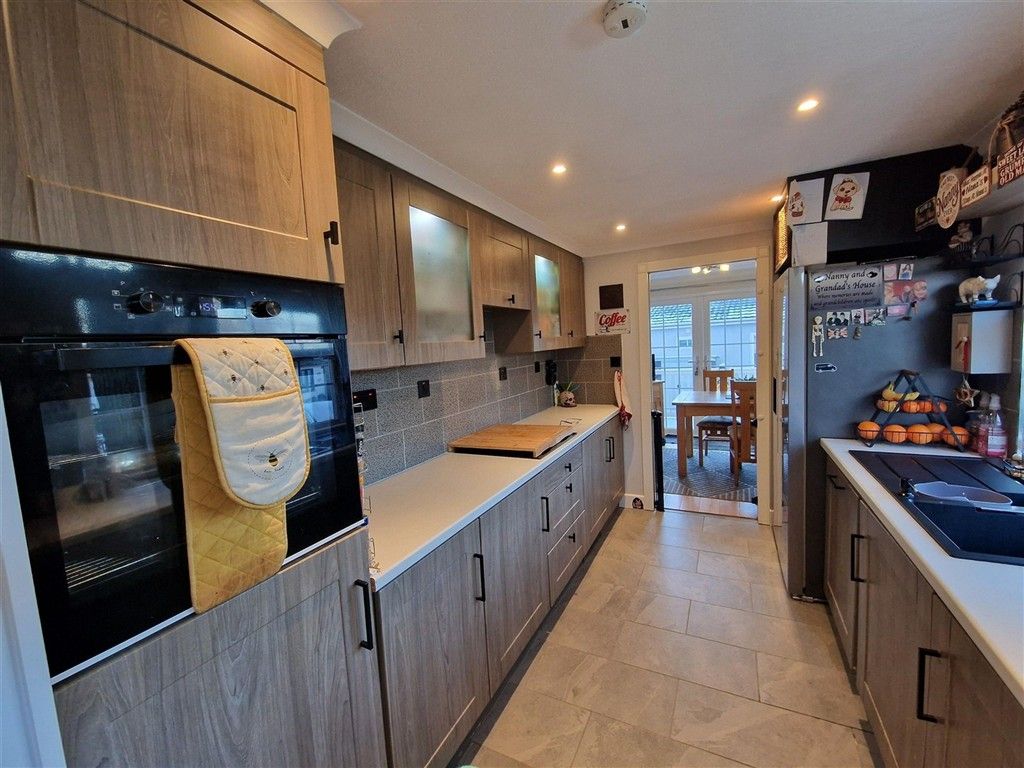 Property photo 1 of 13 Kitchen
