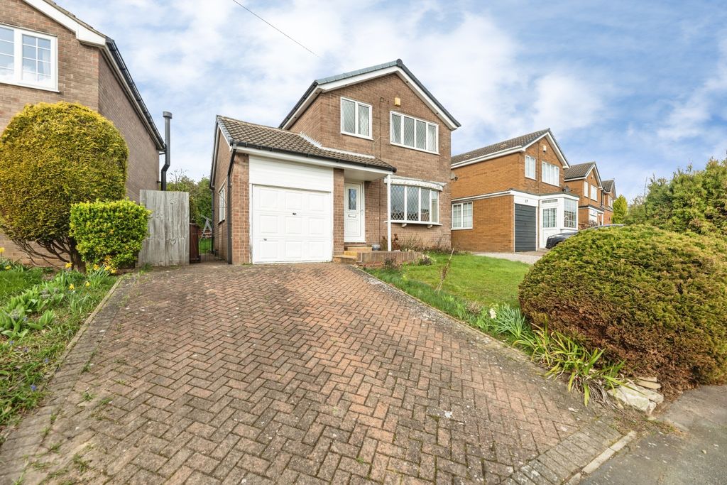 Property photo 2 of 15