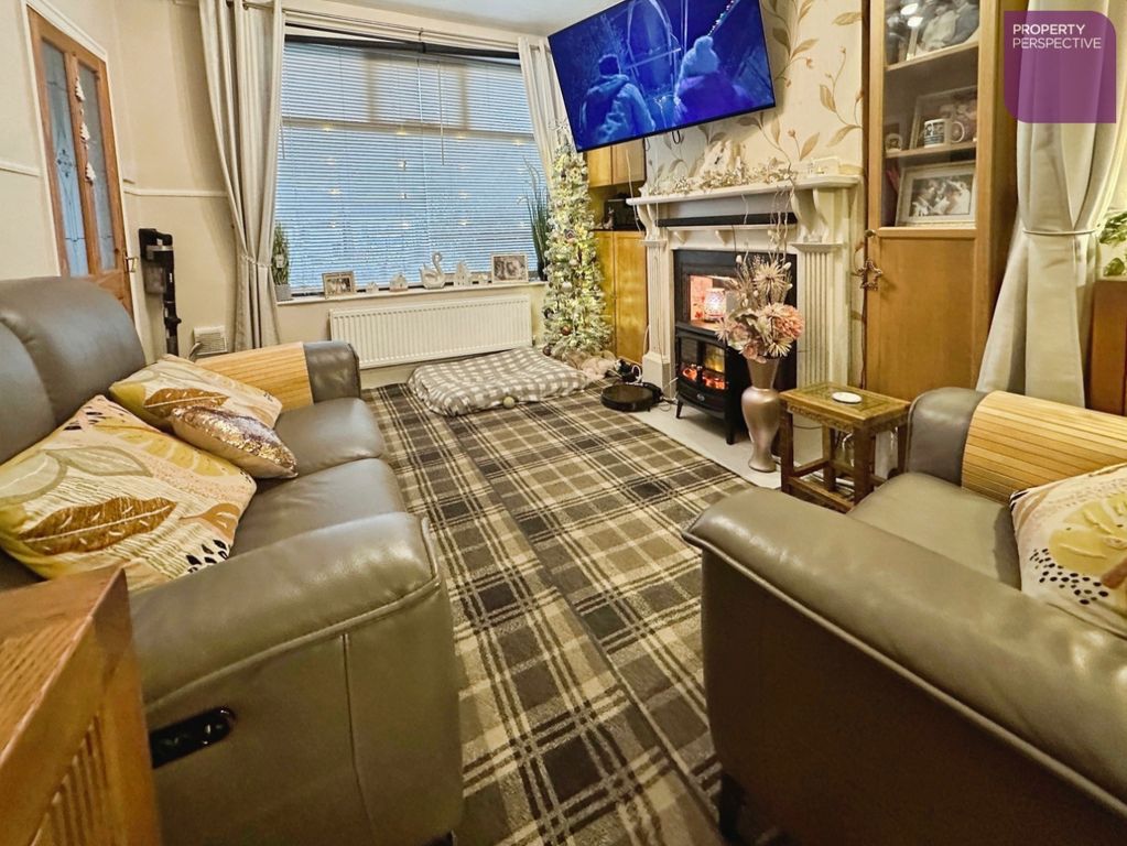 Property photo 3 of 16 Lounge/Diner