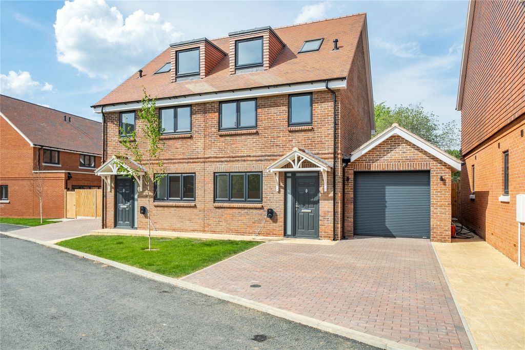 Property photo 1 of 22 Picture No. 16