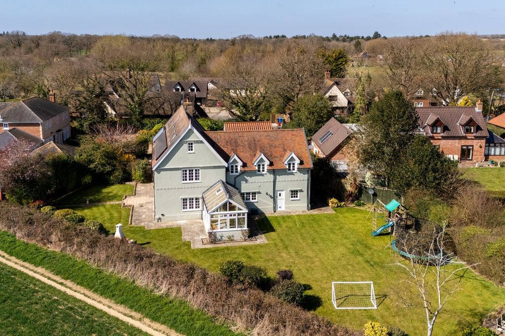 Property photo 1 of 29 Oakdene-63