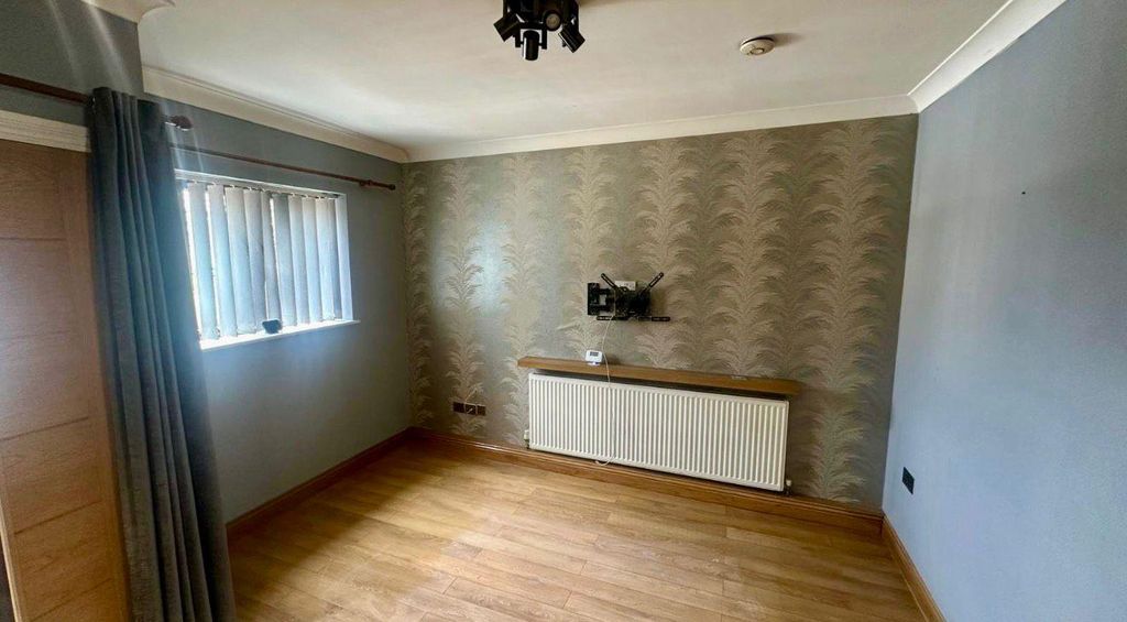 Property photo 2 of 5 Whatsapp Image 2026-04-16 At 3.51.40 Pm.Jpeg