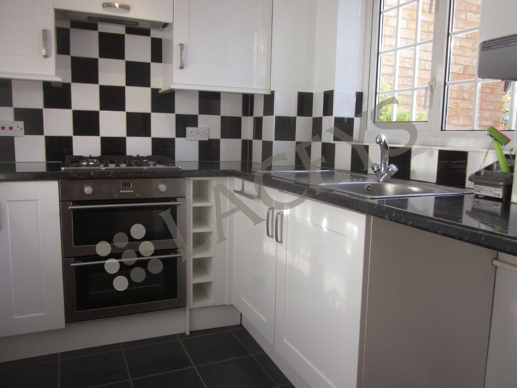 Property photo 2 of 8 Img_5447.Jpg