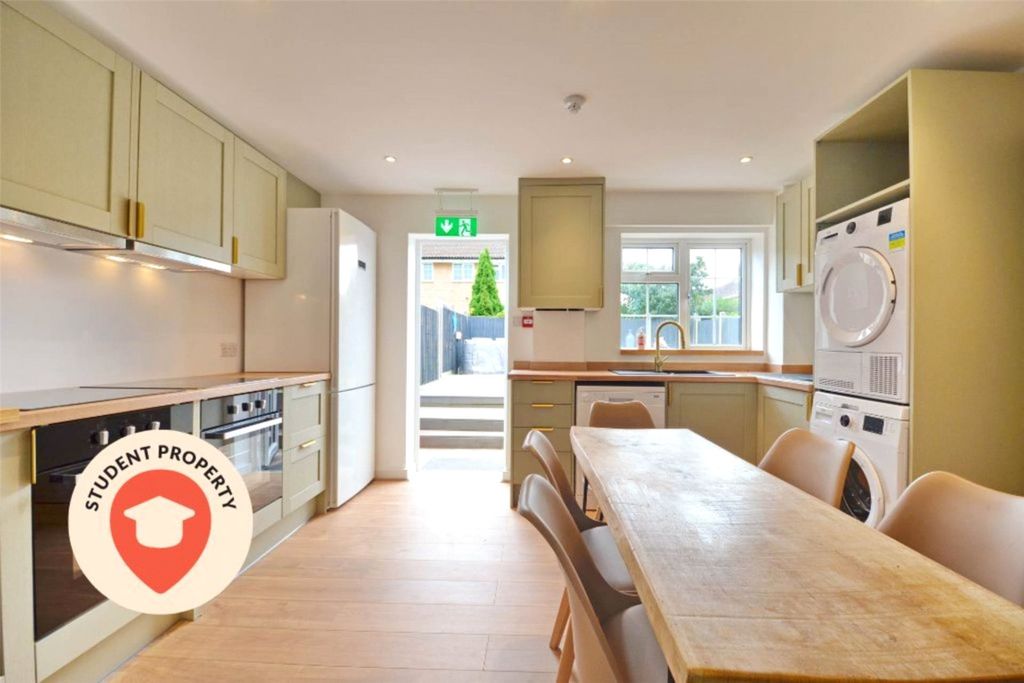 Property photo 1 of 18 Picture No. 20